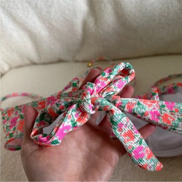 Bikini Bundle - Picture 10 of 16